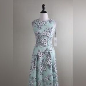 Calvin Klein Size 4 summer dress